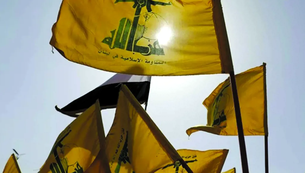 قياديون في "حزب الله" يطالبون قاسم بانتخاب "شورى" جديدة