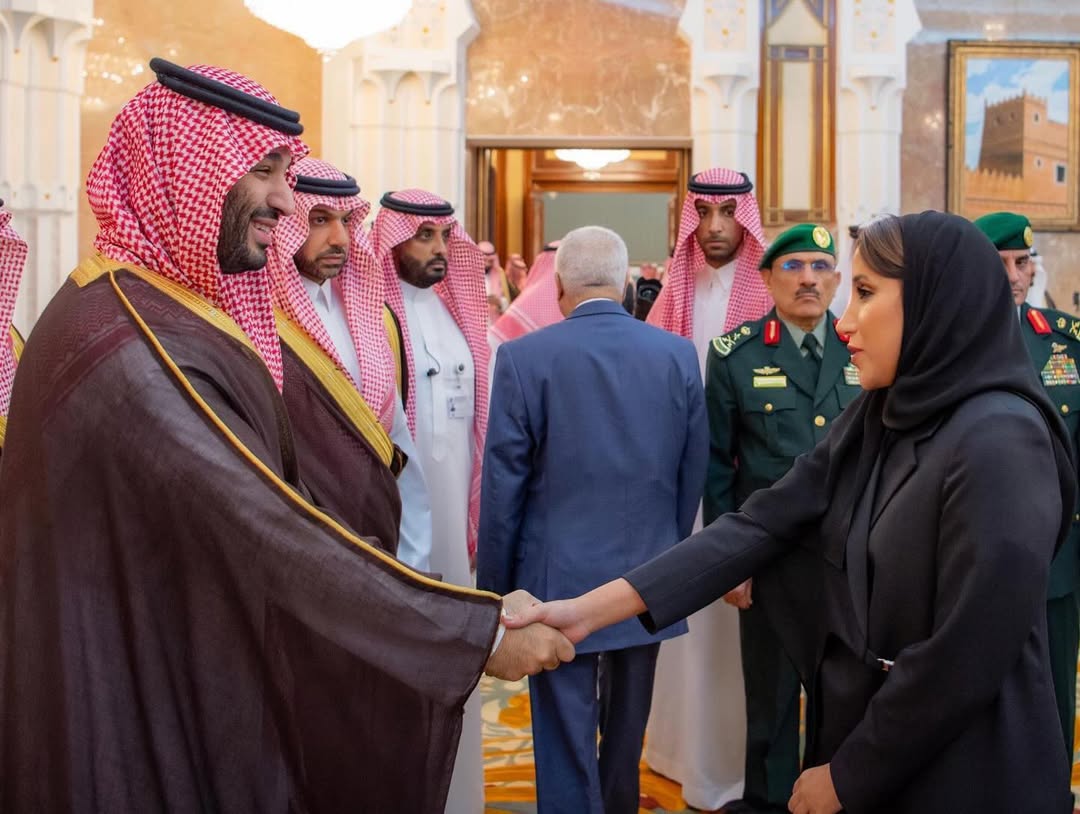 جمانا الراشد تسلم على ولي العهد السعودي محمد بن سلمان (إنستغرام).