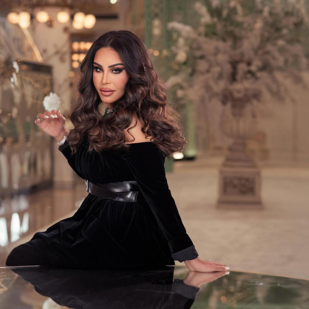 أحلام في زفاف الشيخة مريم بالبحرين تعتمد الاناقة الهادئة (انستغرام)