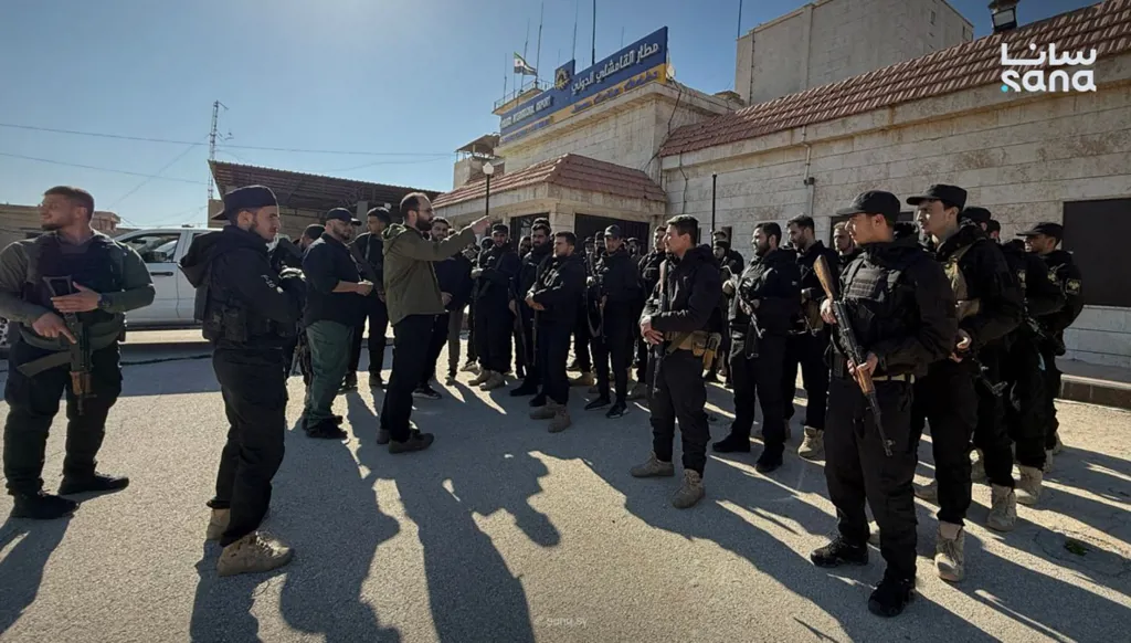 دمشق تتسلّم أمن مطار القامشلي وتعيّن مبعوثاً لتنفيذ اتفاق "قسد"