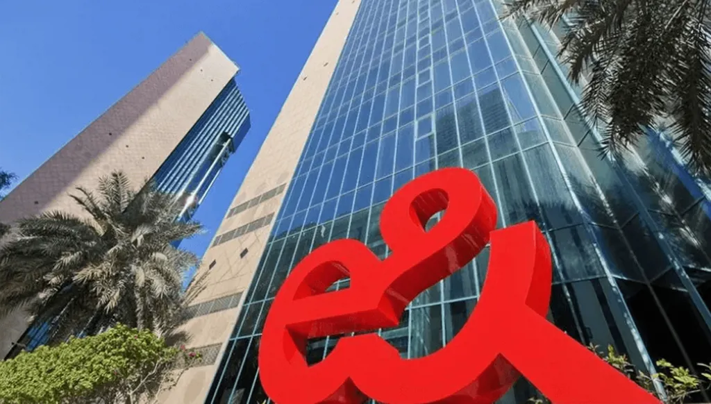 إي آند الإماراتية تبيع حصتها في فودافون بـ5.95 مليار دولار