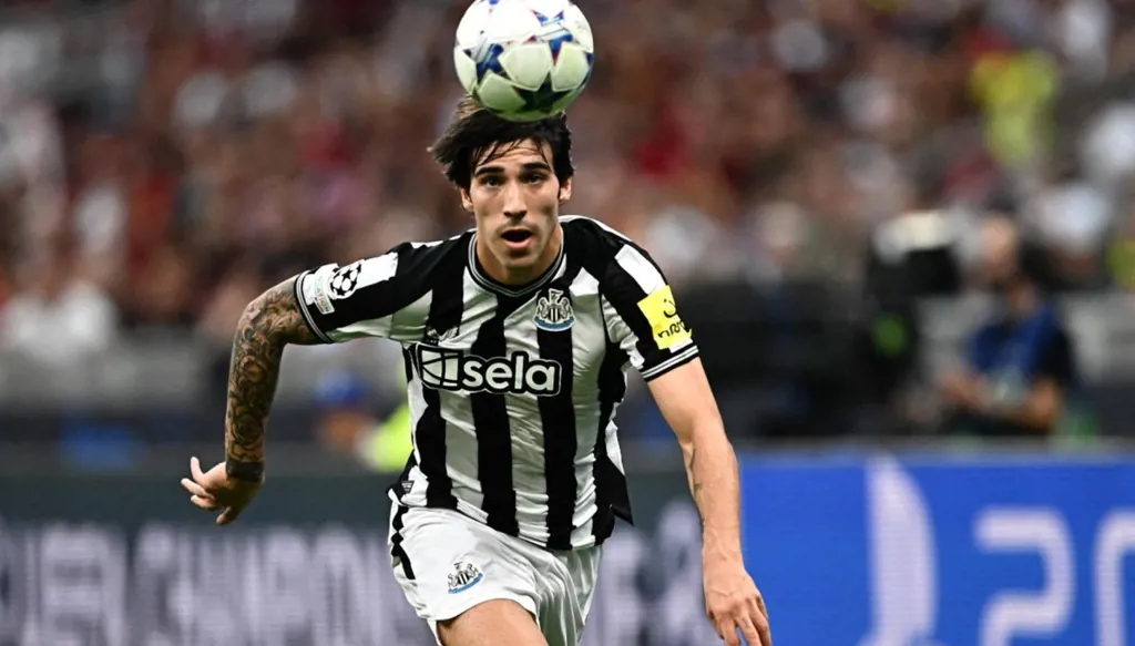 تونالي على مفترق الطرق… مشروع نيوكاسل يفقد نجومه؟