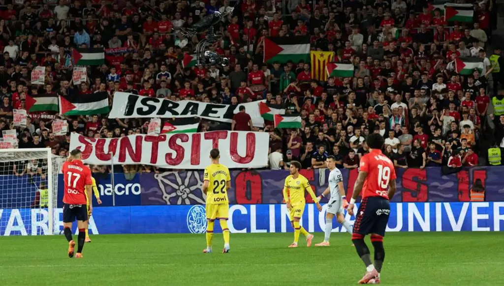 توقف مباراة في الدوري الإسباني بسبب احتجاج جماهيري ضدّ إسرائيل (فيديو)
