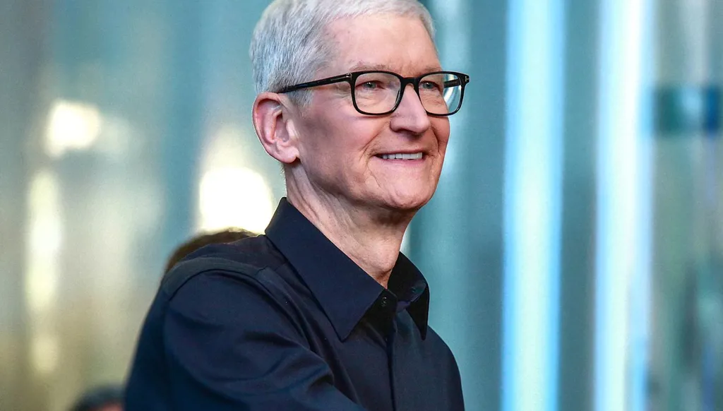 اعترافات تيم كوك قبل الرّحيل حول أخطاء كبرى في "أبل"... ماذا جاء فيها؟