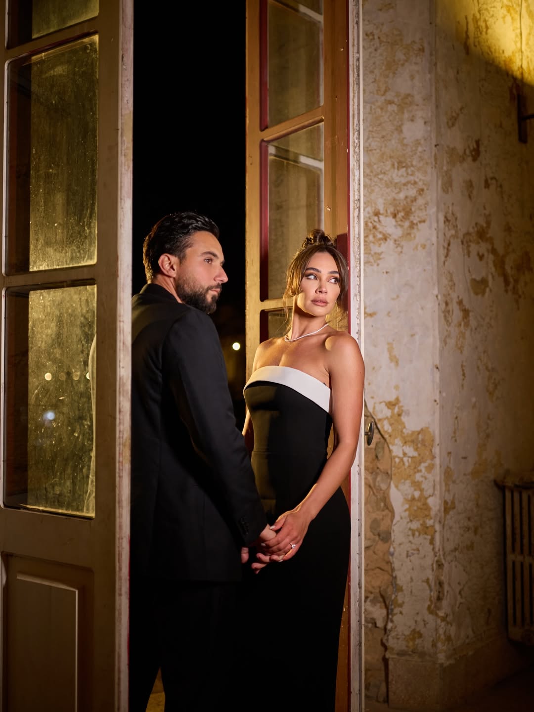 اخ دانييلا رحمة يطلب يد ملكة جمال استراليا في لبنان (انستغرام)