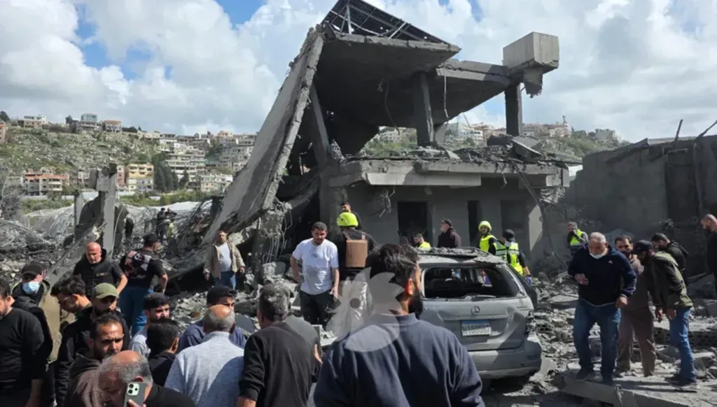 Des frappes aériennes israéliennes secouent le sud du Liban, causant des victimes et des destructions