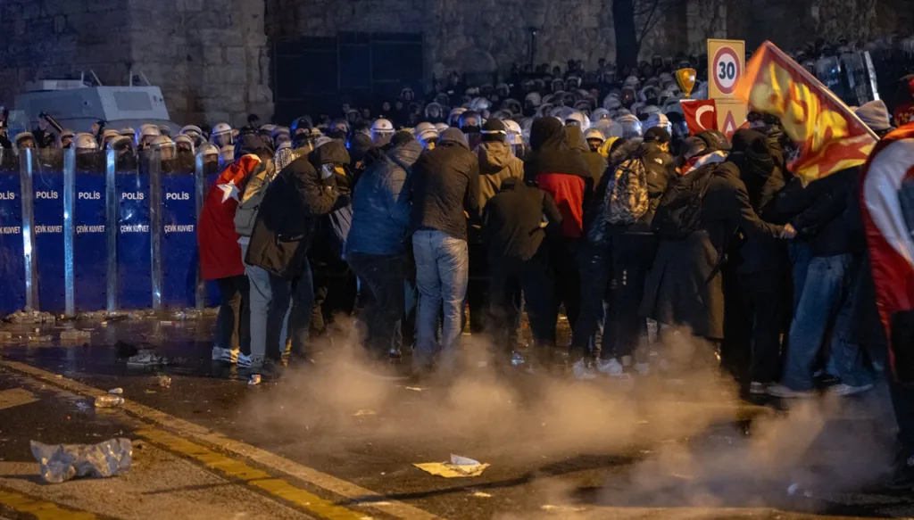 الداخلية التركية: اعتقال 343 شخصاً في احتجاجات ضد اعتقال رئيس بلدية ‏إسطنبول
