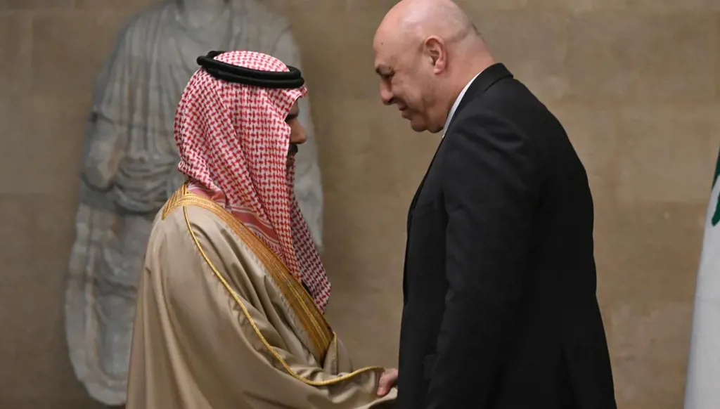 بن فرحان يعيد "التطبيع": ندعم الإصلاح والـ1701... محاذير التمديد تسابق موعد الانسحاب الإسرائيلي