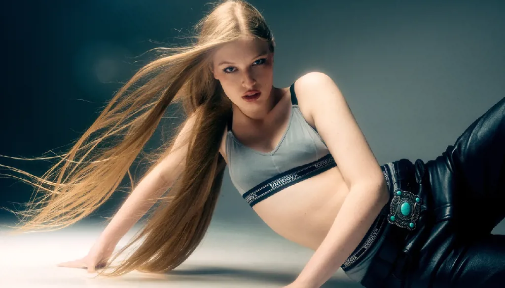 "لستُ ثرية كما يعتقدون"... ابنة إيلون ماسك المتحولة جنسياً تكشف حقيقة ثروتها!