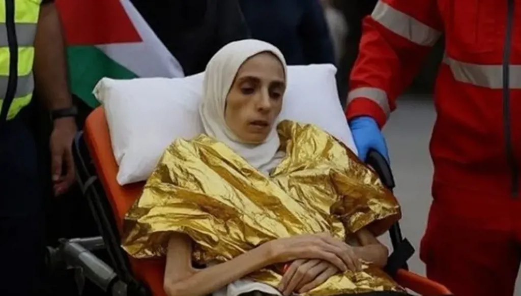 تشييع مؤثر للشابة الفلسطينية مرح أبو زهري في إيطاليا (صور)