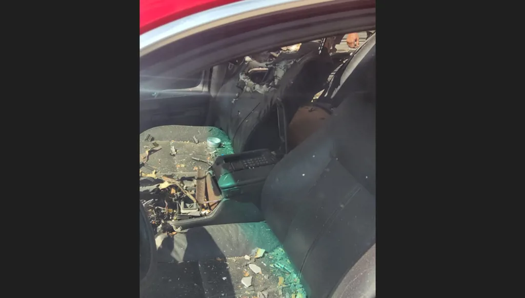 بالصور- انفجار في بلدة دير قانون النهر وتضرّر سيارة... هل من استهداف إسرائيلي؟