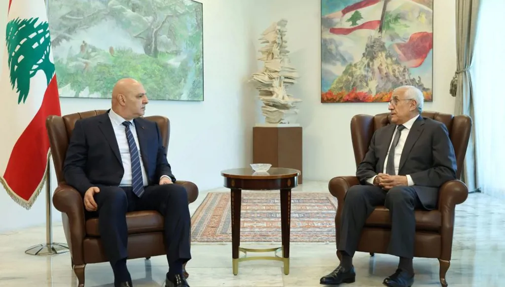 جلسات مناقشة الحكومة أمام محاذير التفخيخ السياسي... لقاء السفيرين في واشنطن لوضع جدول الجولة الثامنة