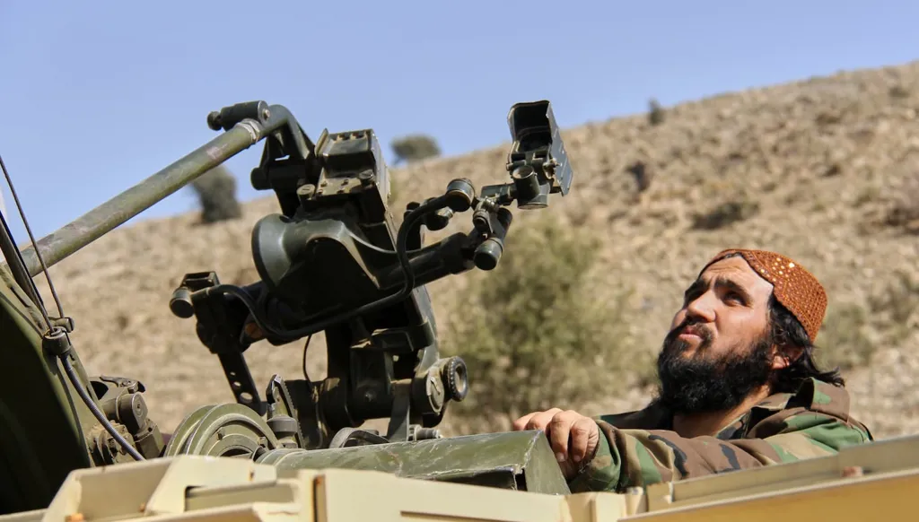 حدود النّار... لماذا انفجرت بين أفغانستان وباكستان؟