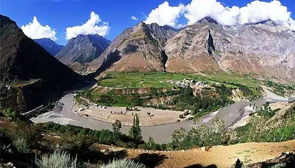 باكستان تشنّ هجوماً جديداً بالمسيّرات على كشمير الهندية