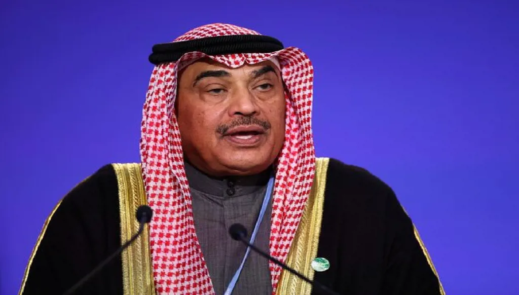 ولي عهد الكويت يندد بهجمات إيران وشدد على ضرورة حرية الملاحة