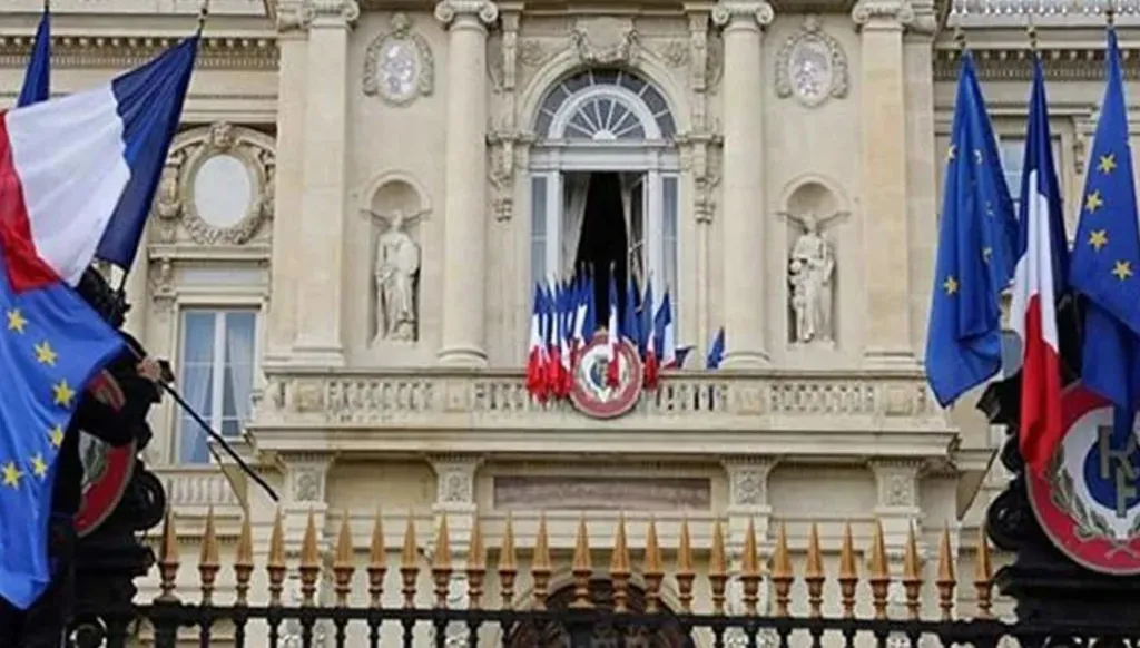 الخارجية الفرنسية: قصف إيران لن يأتي بحلول ولن نترك الأكراد لمصيرهم