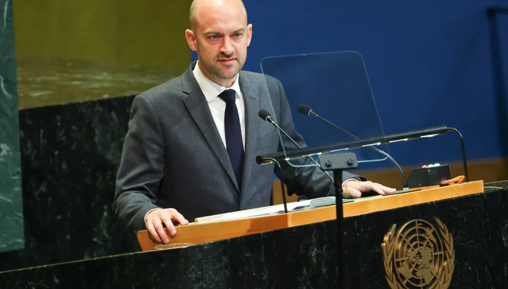 وزير الخارجية الفرنسي: على طهران أن تقدّم "تنازلات كبيرة" لإنجاح المباحثات مع واشنطن