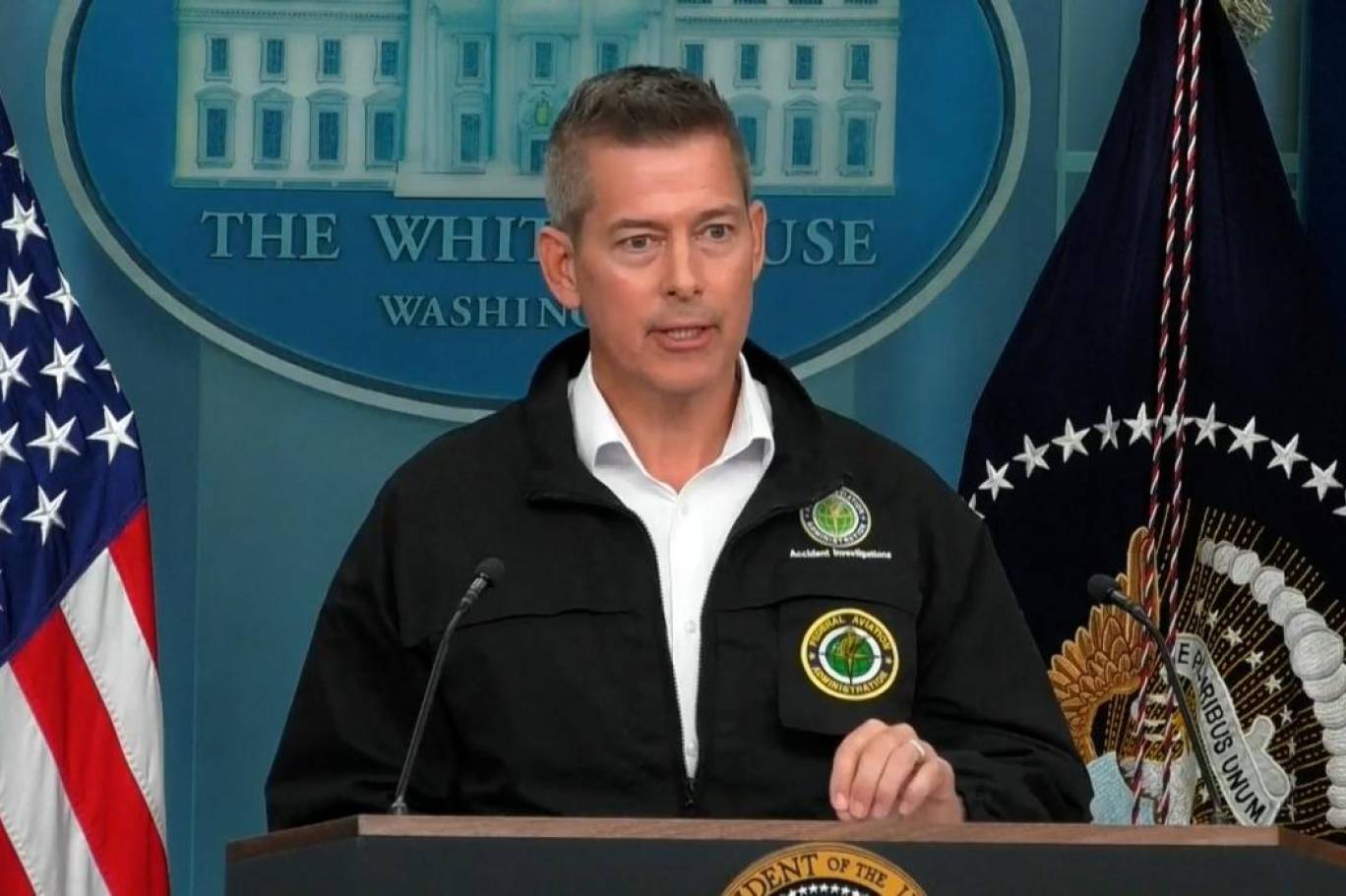 وزير النقل الأميركي شون دافي (أ ف ب)