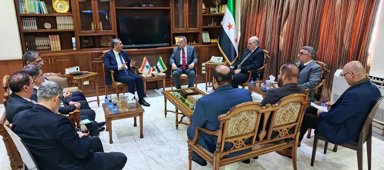 من لقاء وزيري الزراعة اللبناني والسوري (صورة مرفقة بالبيان).