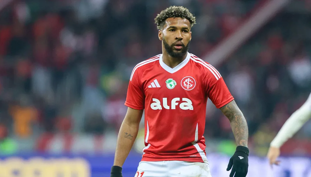 الريان القطري يضم الجناح البرازيلي ويسلي