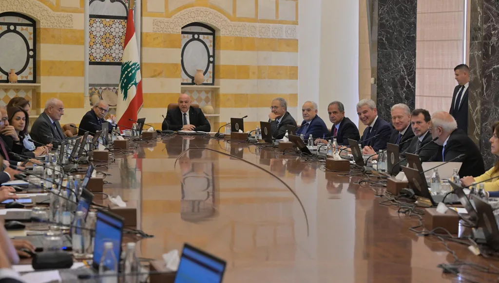 قرار مفصلي في مجلس الوزراء… سلام: تكليف الجيش اللبناني وضع خطّة لحصر السلاح قبل نهاية العام