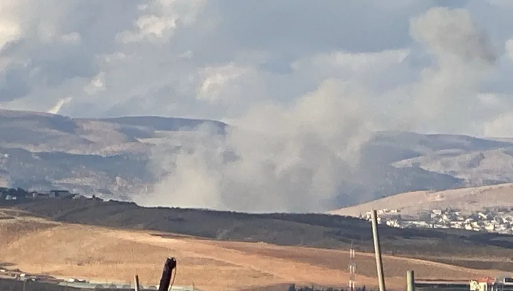 بالتزامن مع القمّة العربية... غارات إسرائيليّة عنيفة وهجمات صاروخيّة لـ"حزب الله" (صور - فيديو)