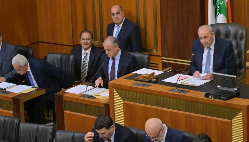 لم يحمل تحديد موعد الانتخاب حلّاً