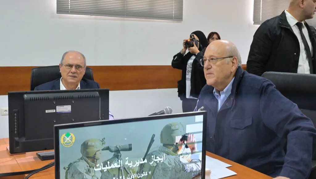 مجلس الوزراء اللبناني وافق على مشروع قانون يرمي إلى إعادة بناء المساكن المهدّمة جرّاء الحرب
