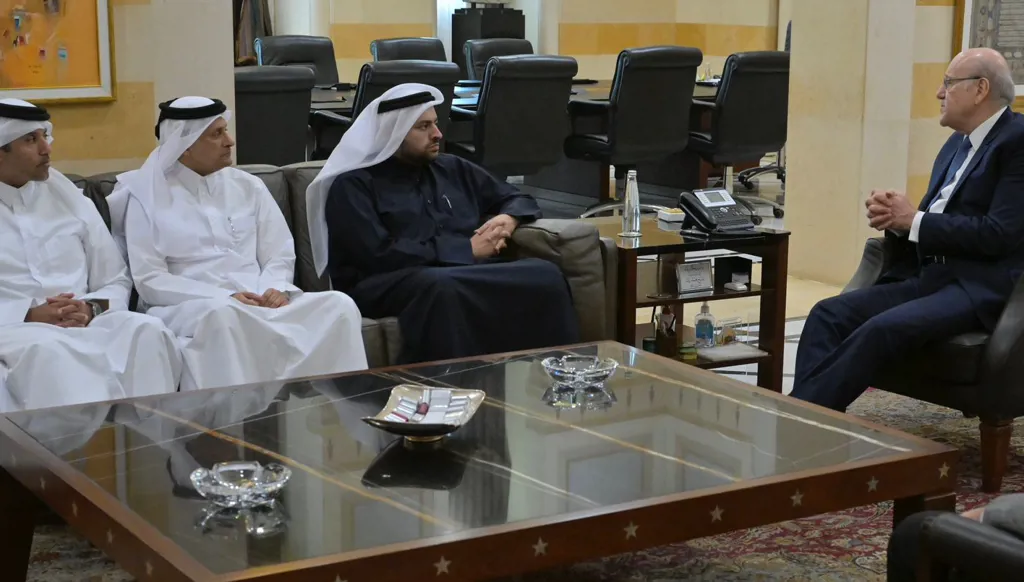 ميقاتي يوعز بإعادة فتح السفارة اللبنانية في سوريا