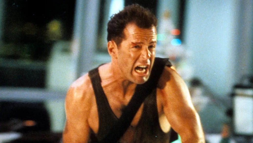 جيش من النجوم رفضوا Die Hard قبل بروس ويليس... المرشح الأول مغنٍّ أسطوري