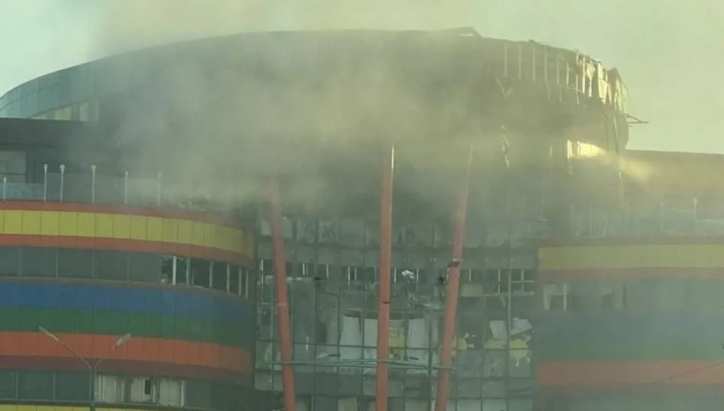 انفجار في مركز تجاري جنوبي روسيا (فيديو)