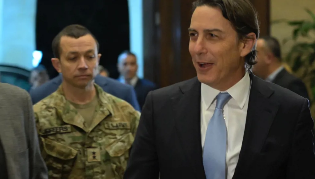 هوكشتاين يلتقي بري وميقاتي: الجيش الإسرائيلي سيستمر بالانسحاب من الأراضي اللبنانية كافة