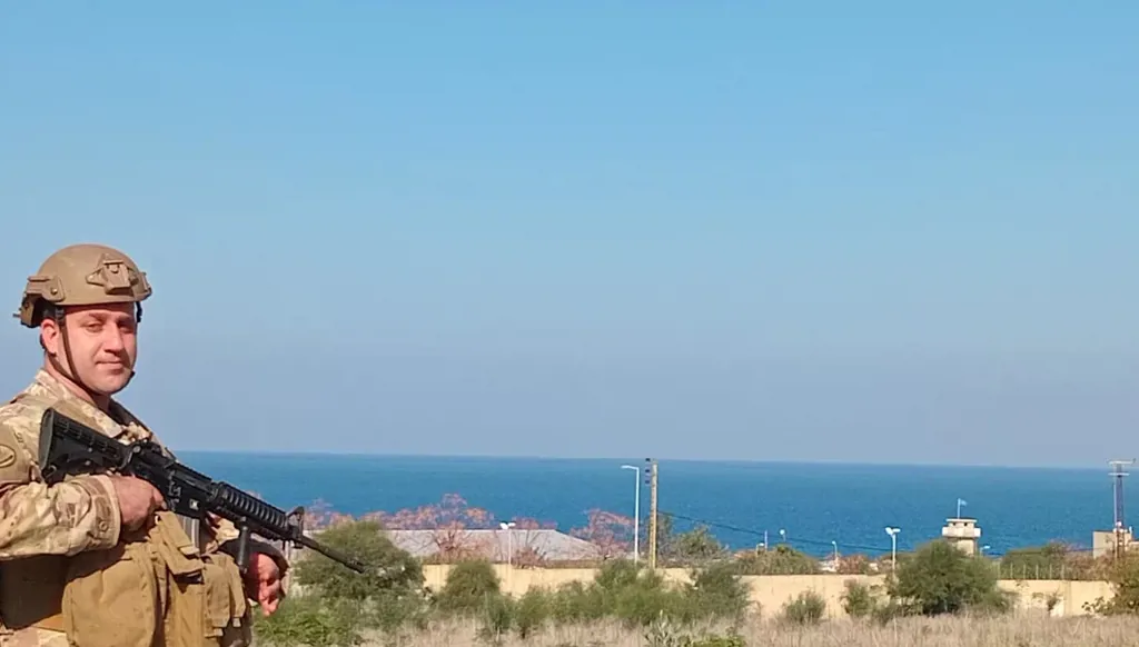 بالصور - الجيش اللبناني يعزز وجوده في الناقورة... و"للتريث قبل العودة"