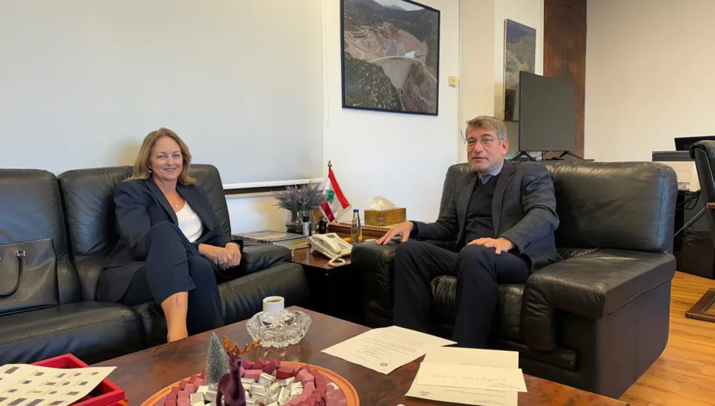 عشية الاستحقاق الانتخابي... لقاء بين فياض والسفيرة الأميركية