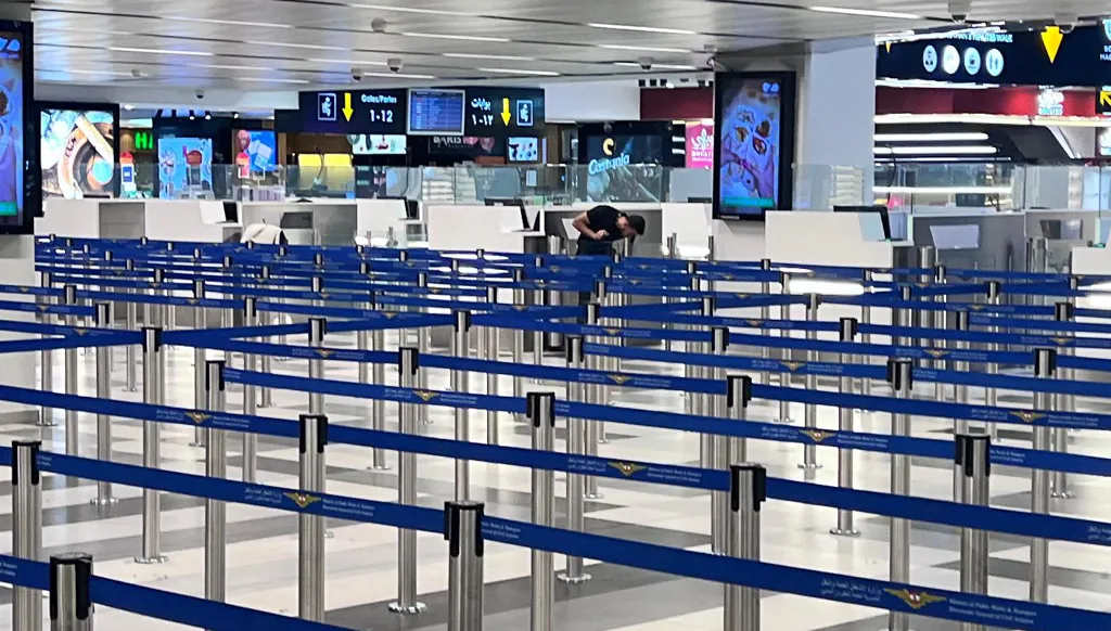 إعادة تأهيل قاعة المغادرة في مطار بيروت: خطوة نوعية نحو تحسين تجربة المسافرين (صور)