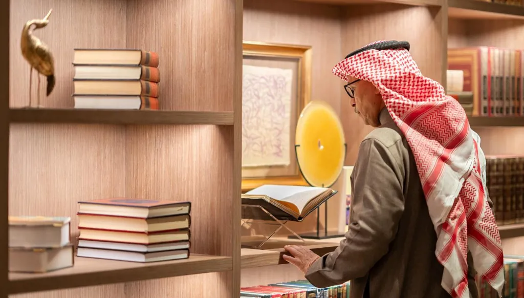 ديوانية القلم الذهبي في الرياض تفتح أبوابها للأدباء والمثقفين