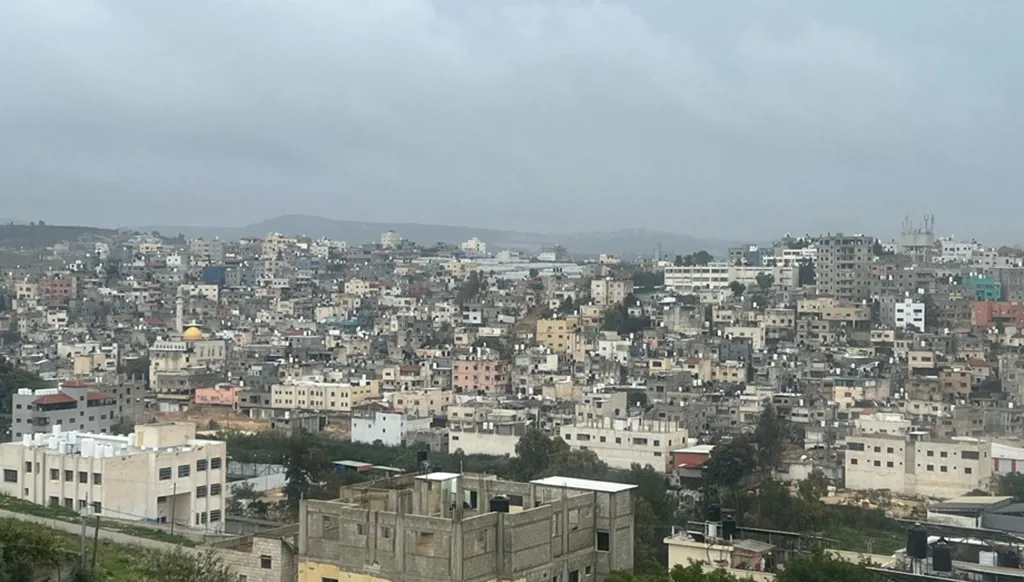 اشتباكات عنيفة في مخيم نور شمس (فيديو)