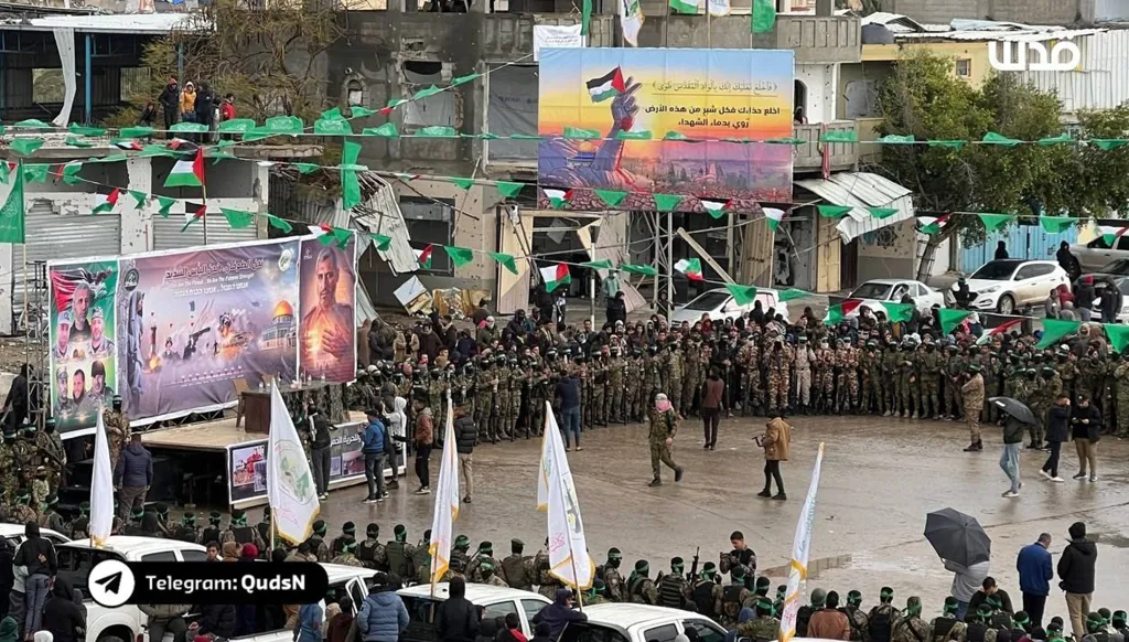 إسرائيل تستعدّ لتسلم 6 رهائن آخرين من غزة مقابل إطلاق سراح مئات السجناء الفلسطينيين