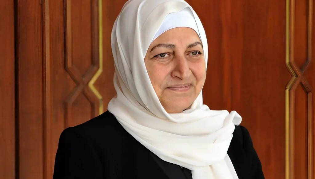 بهية الحريري: المرأة اللبنانية تستحق التكريم في يومها العالمي