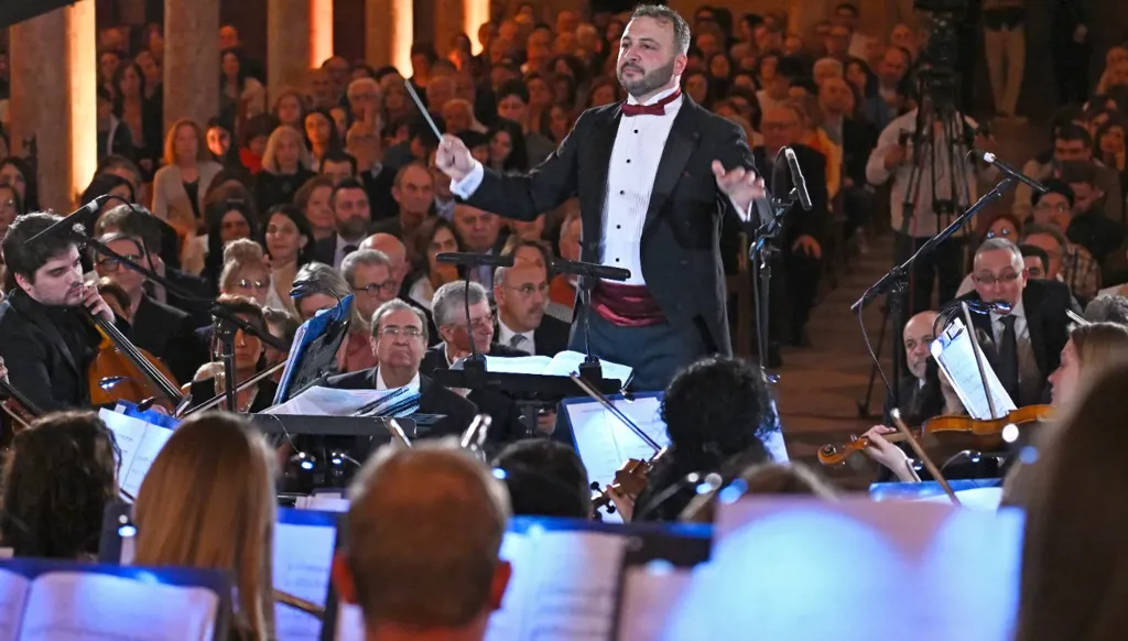 غارو أفيسيان: سيمفونية الحياة والإيمان