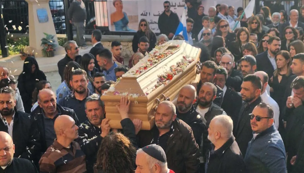 باحة كنيسة بيادر رشعين