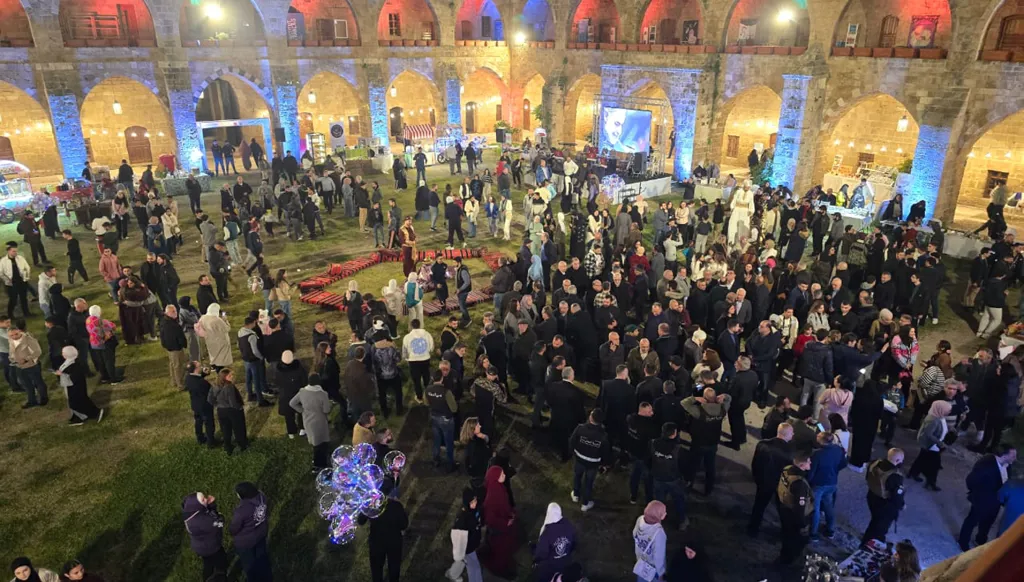 أسواق مدينة صيدا تغصّ بالوافدين... حركة بيع وشراء لافتة (صور - فيديو)