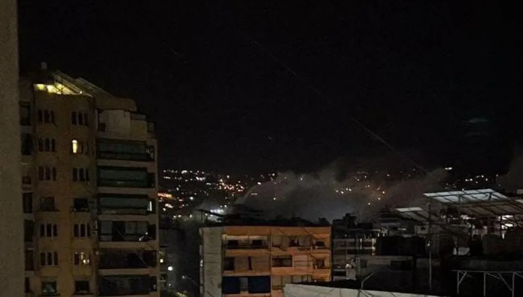 بالصور والفيديو- مشاهد تُوثّق الدمار في الضاحية الجنوبية بعد الغارات الإسرائيلية