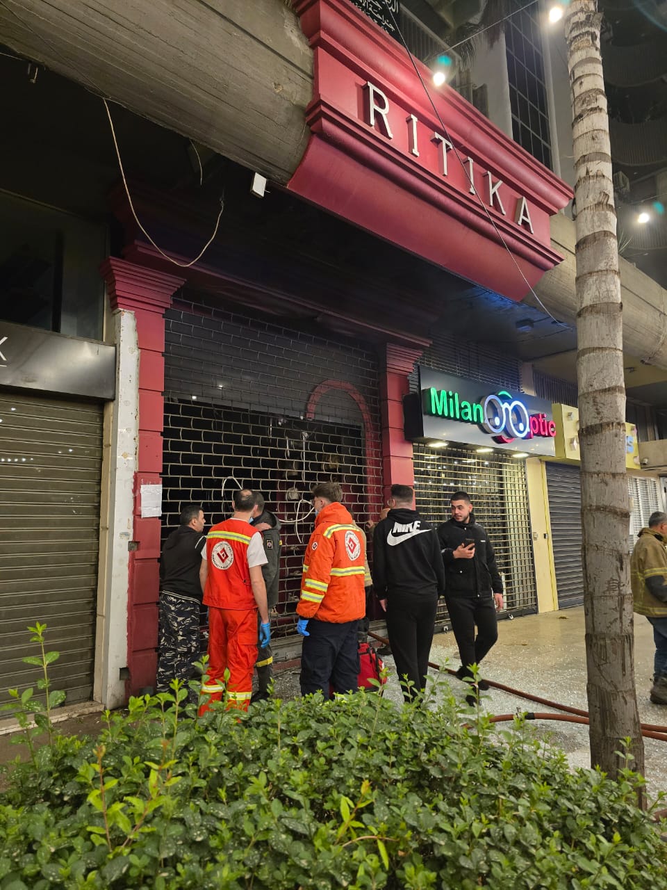 إحراق محل الأحذية في طرابس.