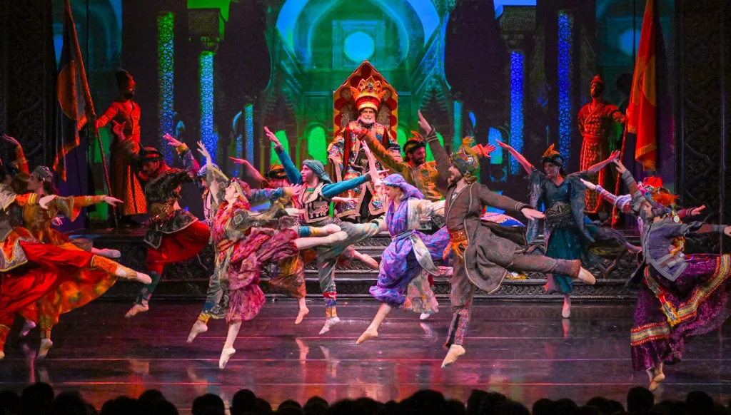 "كركلَّا": التحليق فوق بعلبك وموسكو