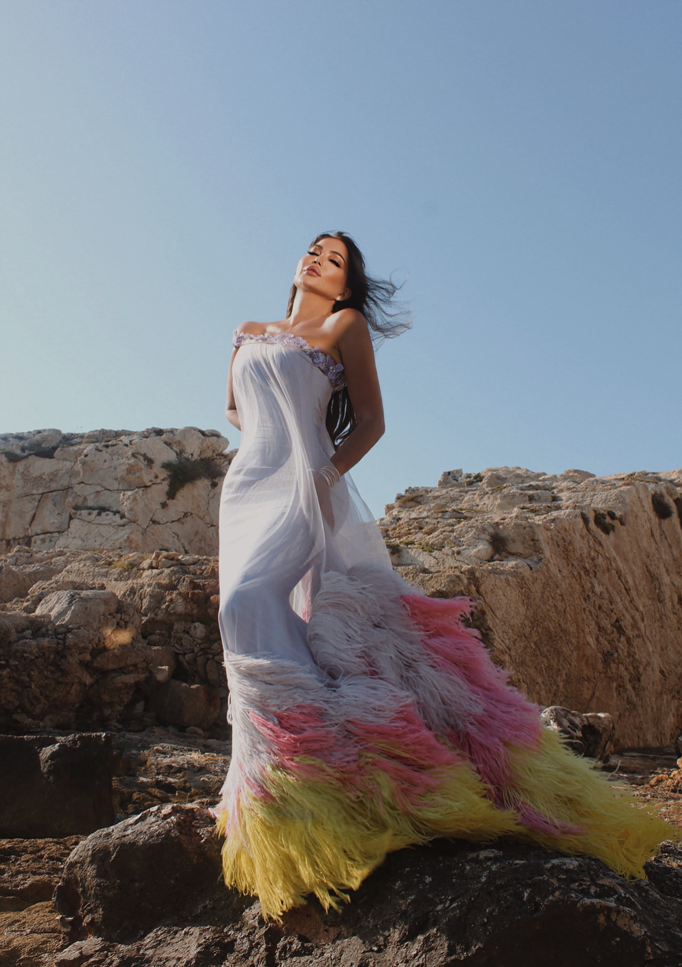 الفنانة مي حريري