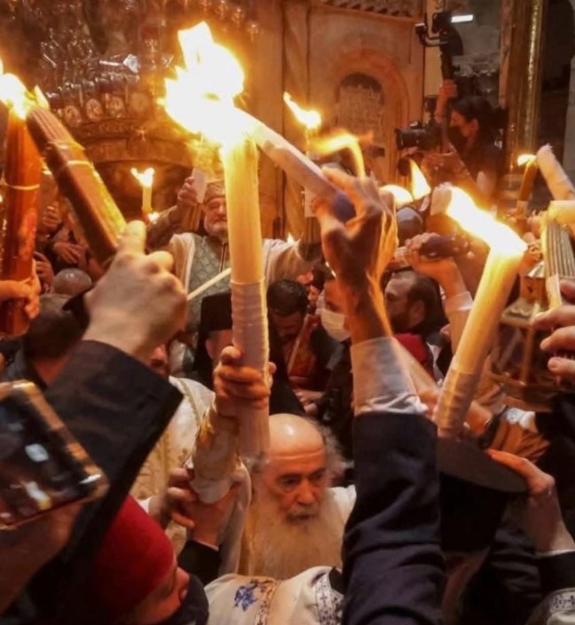 فيض النور. (النهار)