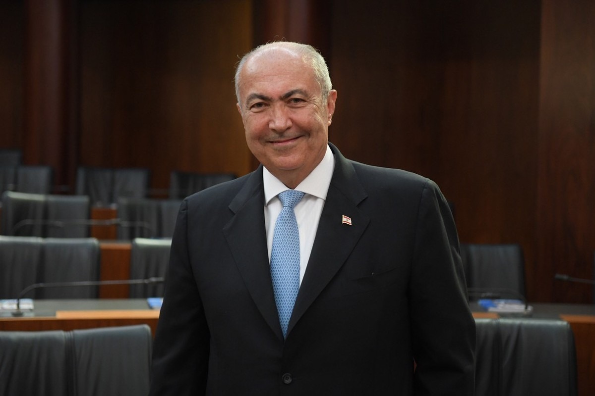 فؤاد مخزومي. (وكالات)