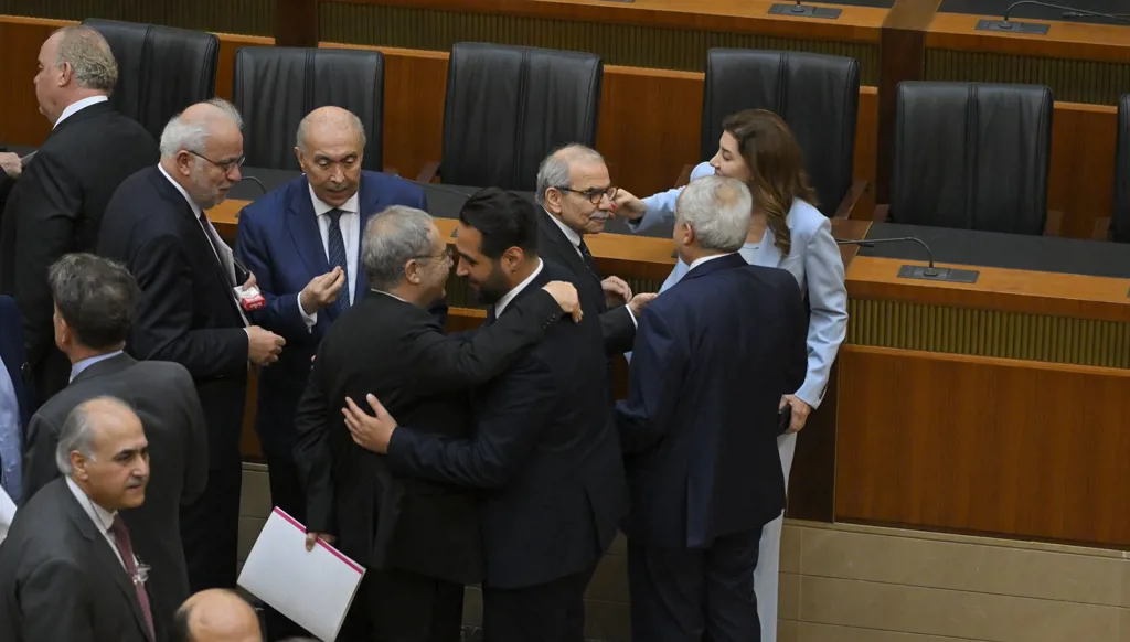المراسيم التطبيقية لقانون السرية المصرفية... هل تكون ذريعة لتعطيل تطبيقه؟