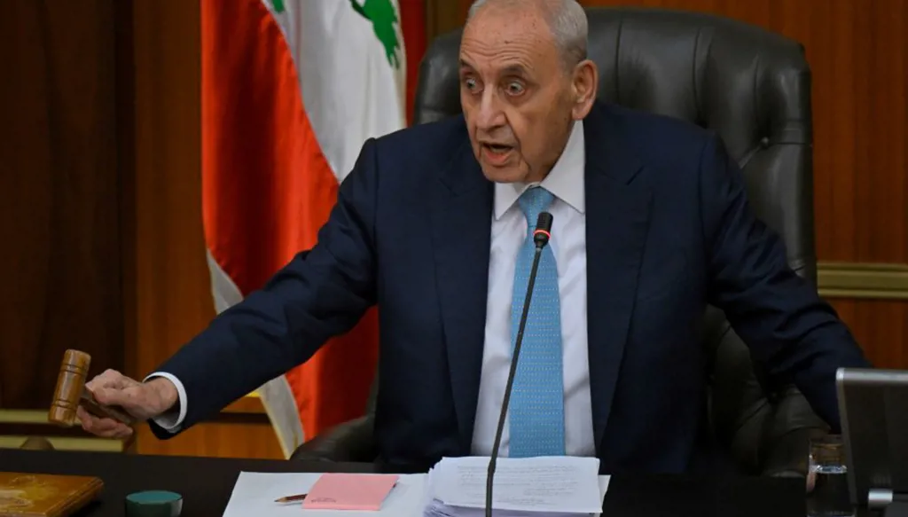 إخفاق المخرج النيابي وسط انقسامات "عصبية"... إقرار رفع السرية المصرفية يحقق إنجازاً للحكومة